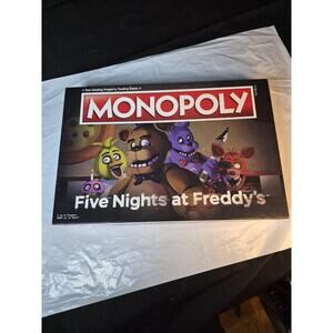 Monopoly Five Nights at Freddy's Board Game 2018 Hasbro USAopoly